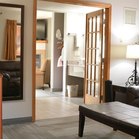 River District Hotel Прейри дю Чиен Екстериор снимка